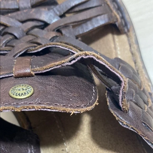 UGG Keala Brown Leather Slide on Sandals with Woven Design - Picture 10 of 10